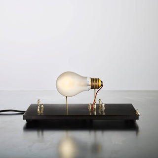 Ingo Maurer I Ricchi Poveri Monument For a Bulb dimmable table lamp - Buy now on ShopDecor - Discover the best products by INGO MAURER design