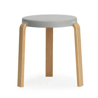 Normann Copenhagen Tap polypropylene stool with oak legs h. 43 cm. Normann Copenhagen Tap Grey - Buy now on ShopDecor - Discover the best products by NORMANN COPENHAGEN design