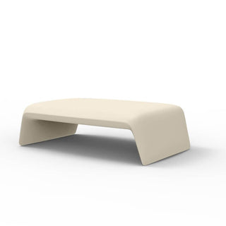 Vondom Blow low table polyethylene by Stefano Giovannoni Vondom Ecru - Buy now on ShopDecor - Discover the best products by VONDOM design